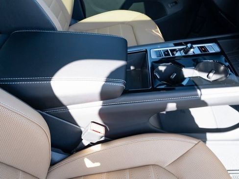 New 2026 Volkswagen Atlas Cross Sport SEL R-Line image 43