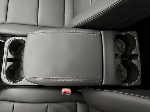 New 2026 GMC Canyon Elevation w/ Convenience Package image 27