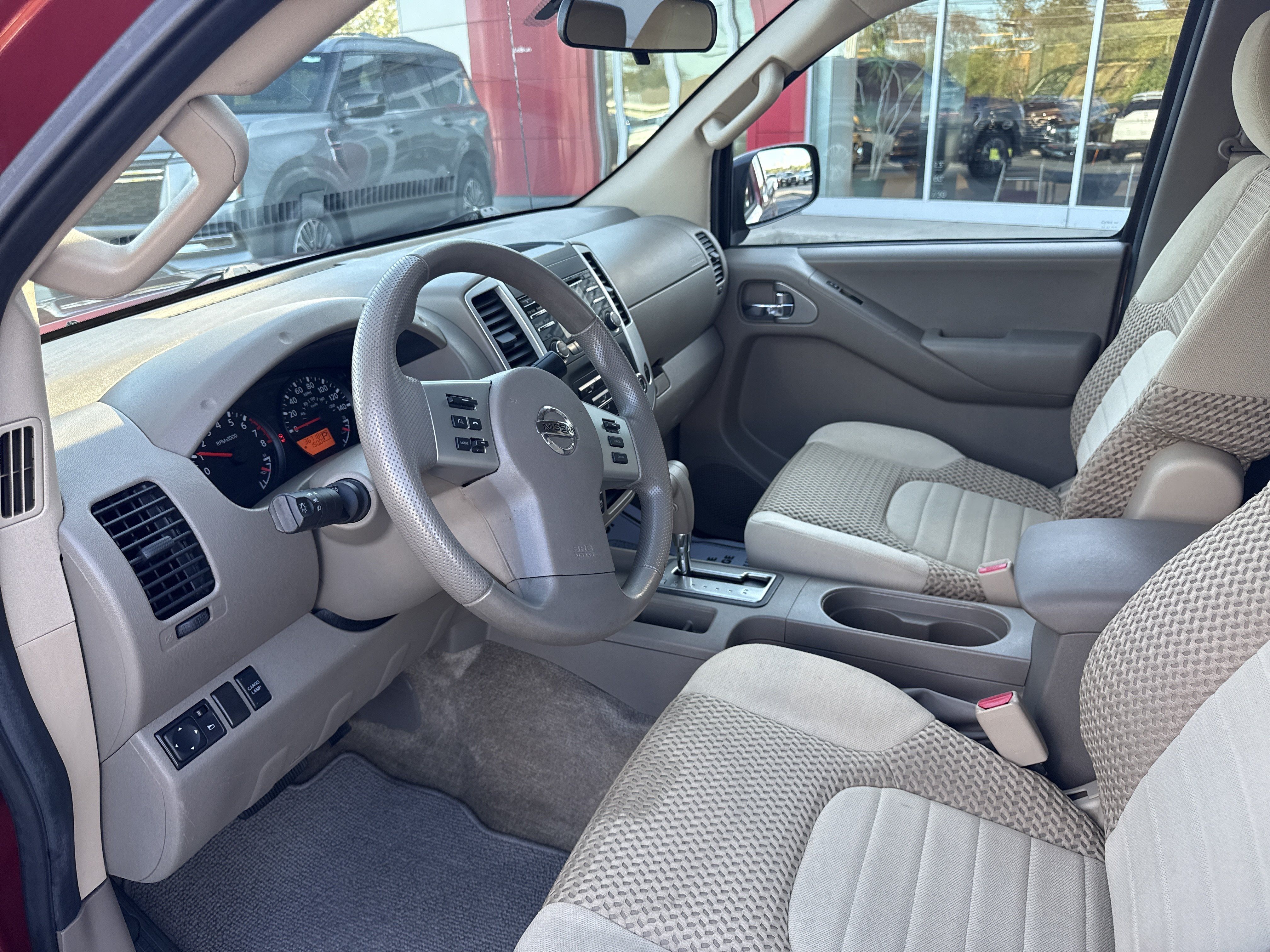 Used 2013 Nissan Frontier SV RWD image 4