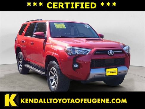 Certified 2024 Toyota 4Runner TRD Off-Road Premium image 7