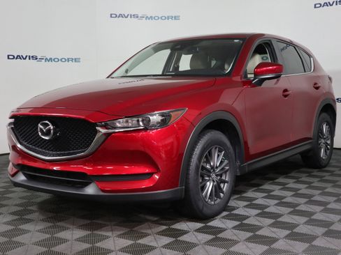 Used 2017 MAZDA CX-5 Touring w/ Preferred Equipment Package FWD image 12