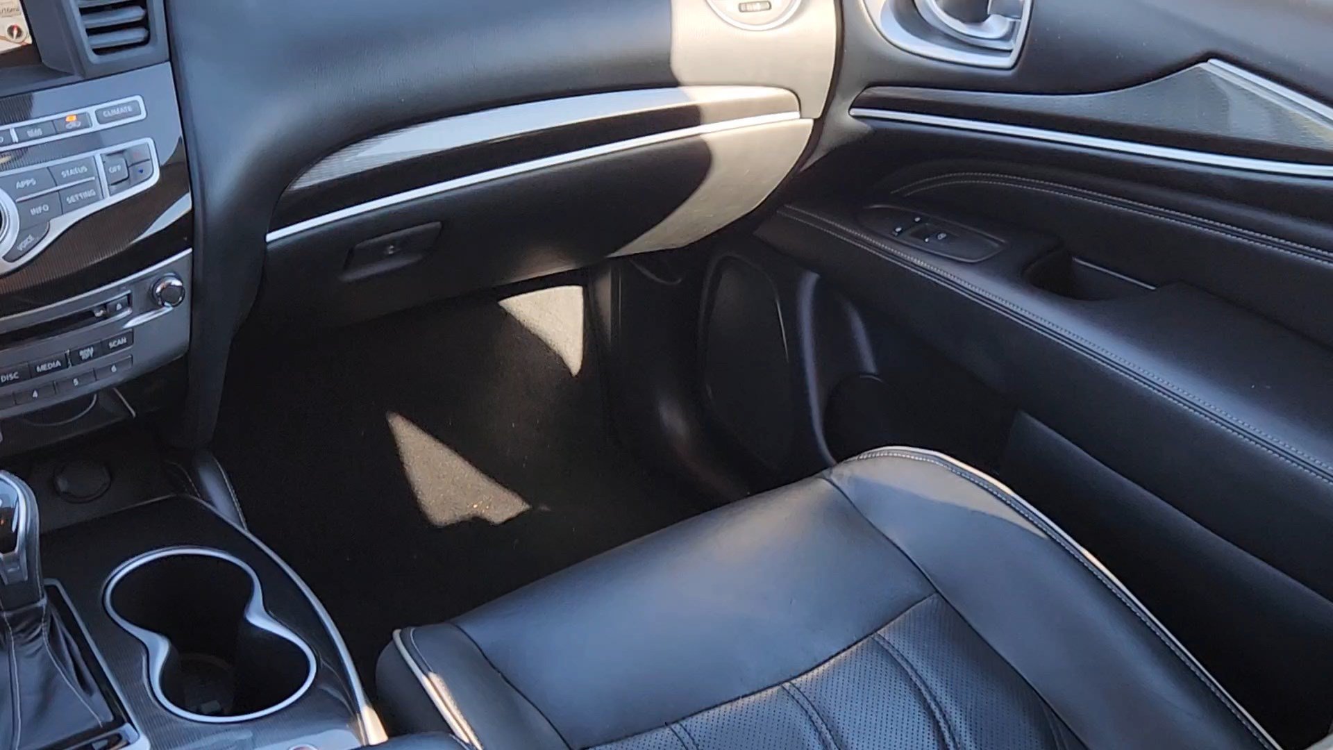 Used 2020 INFINITI QX60 Luxe w/ Essential Package AWD/4WD image 33