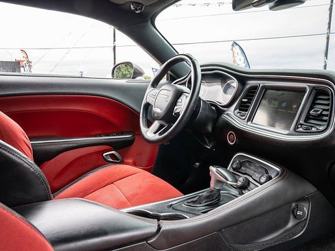 Used 2016 Dodge Challenger R/T Plus RWD image 15