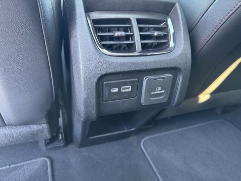 Used 2020 Chevrolet Blazer RS image 38