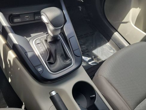 Certified 2024 Kia Soul LX FWD image 18