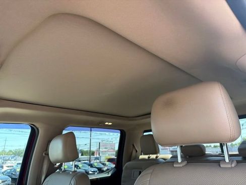 Used 2016 Ford F150 Lariat w/ Equipment Group 502A Luxury AWD/4WD image 16