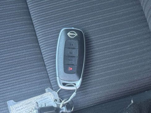 Used 2025 Nissan Sentra SV image 22