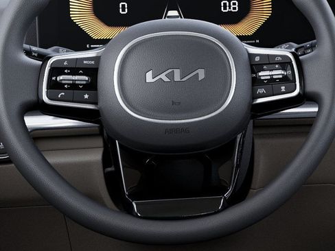 New 2026 Kia Carnival LX FWD image 22