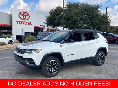 Used 2025 Jeep Compass Trailhawk