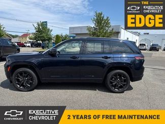 Used 2023 Jeep Grand Cherokee 30th Anniversary AWD/4WD video 1