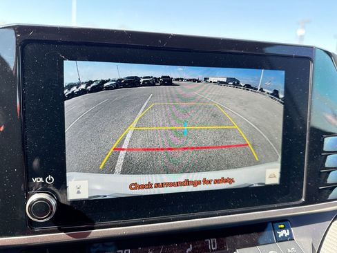 Certified 2026 Toyota Camry SE image 22