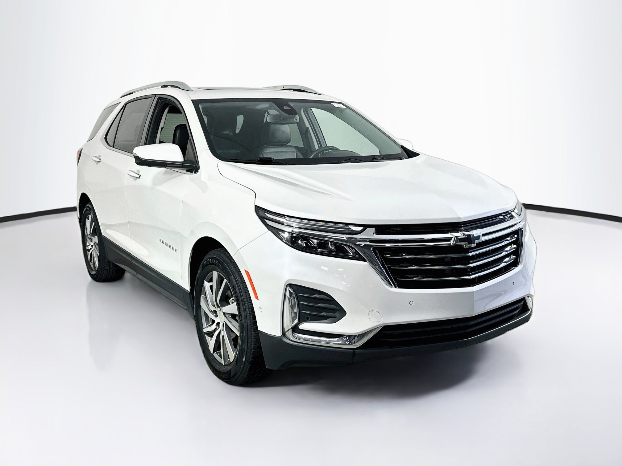 Used 2022 Chevrolet Equinox Premier FWD image 3