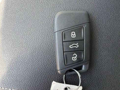 New 2025 Volkswagen Taos S image 32