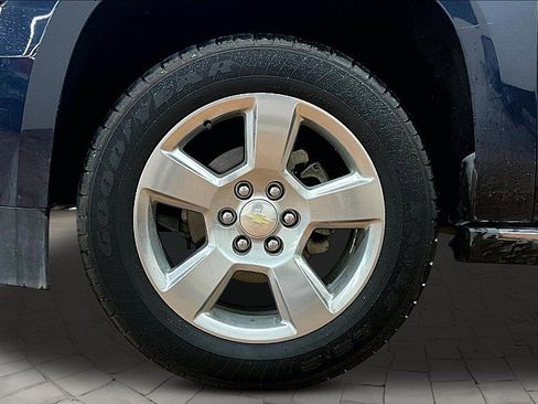 Used 2019 Chevrolet Tahoe Premier RWD image 12