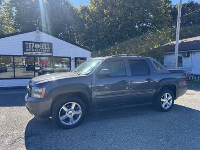 Used 2011 Chevrolet Avalanche LT