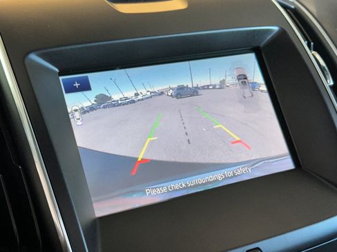 Used 2020 Ford Edge Titanium w/ Equipment Group 301A AWD/4WD image 19