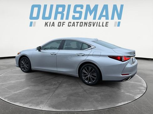 Used 2021 Lexus ES 350 w/ Premium Package image 4