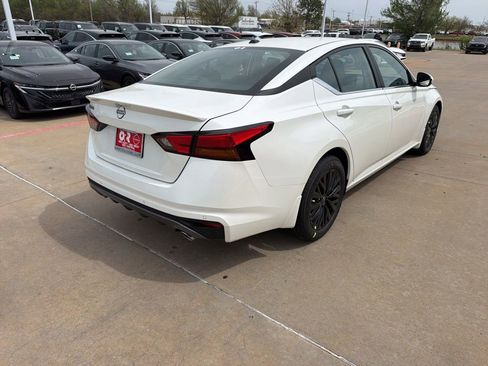 New 2026 Nissan Altima 2.5 SV FWD image 5