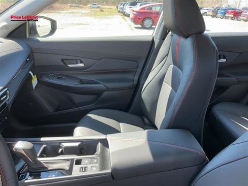 New 2026 Nissan Sentra SR w/ SR Premium Package FWD image 26