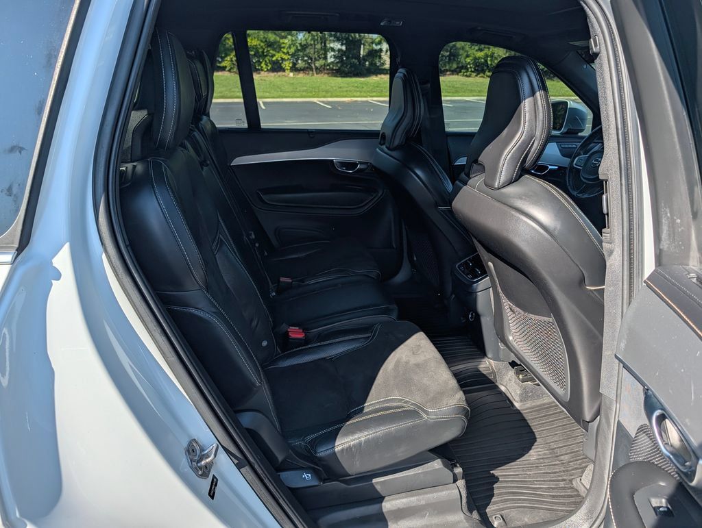 Used 2019 Volvo XC90 T6 R-Design w/ Advanced Package AWD/4WD image 14