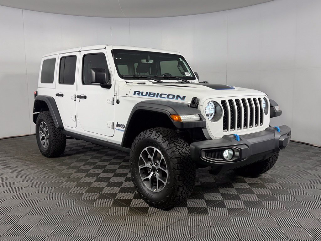 Used 2022 Jeep Wrangler Unlimited Rubicon 4xe w/ Cold Weather Group AWD/4WD image 4