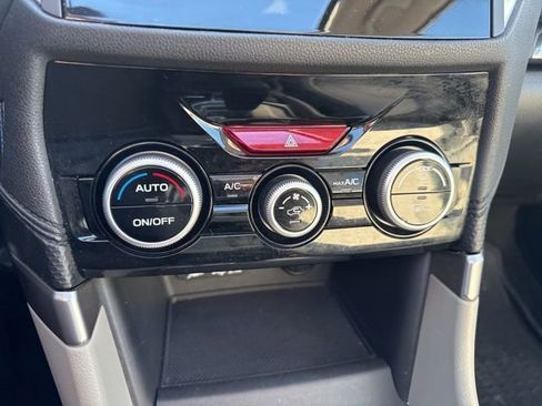 Used 2019 Subaru Forester Premium image 24