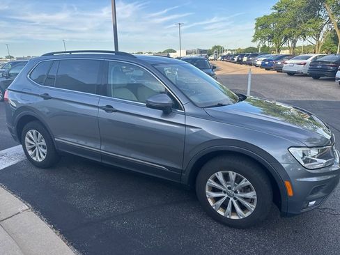 Used 2018 Volkswagen Tiguan SE FWD image 7