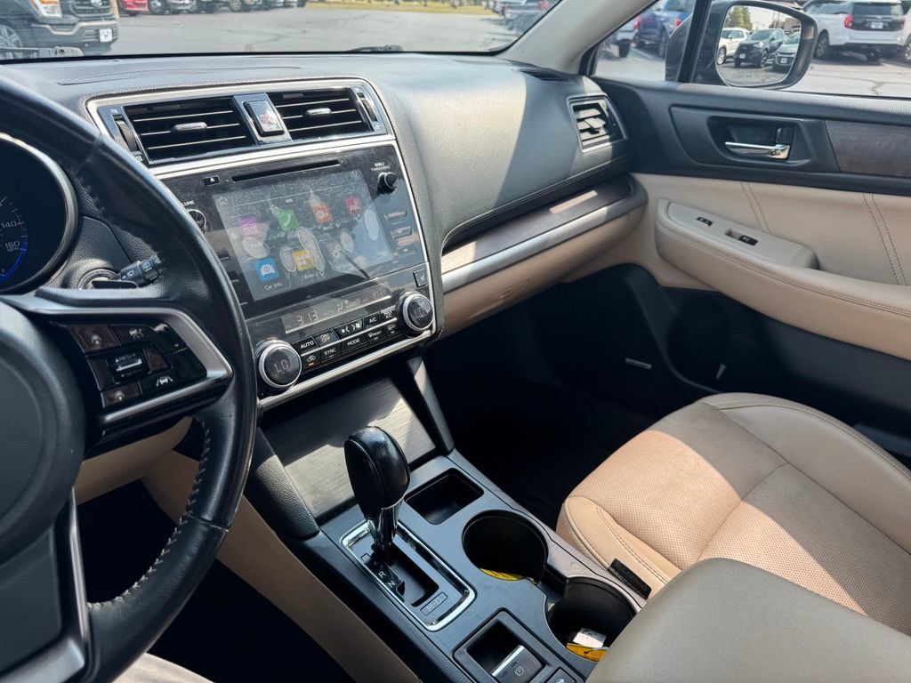 Used 2018 Subaru Outback 3.6R Limited AWD/4WD image 15