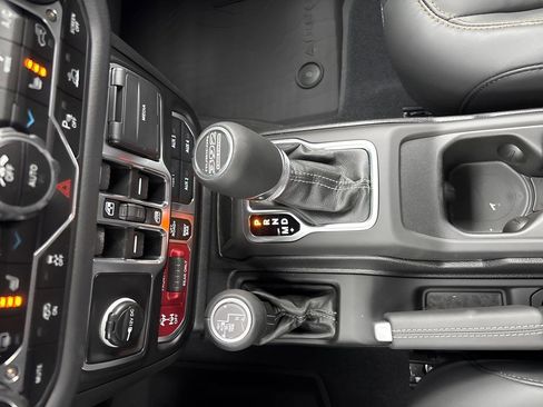 New 2025 Jeep Wrangler Unlimited Rubicon 392 AWD/4WD image 31