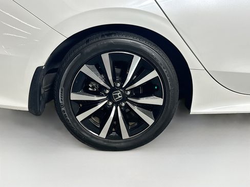 Used 2023 Honda Civic EX image 11