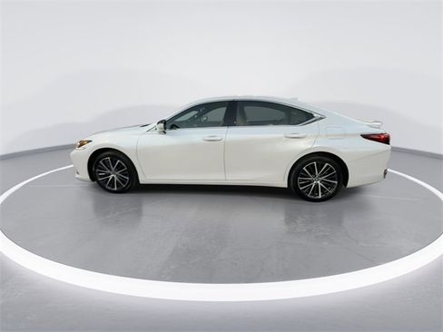Used 2024 Lexus ES 300h w/ Premium Package image 5