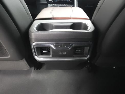 Used 2023 GMC Sierra 1500 Denali Ultimate AWD/4WD image 27