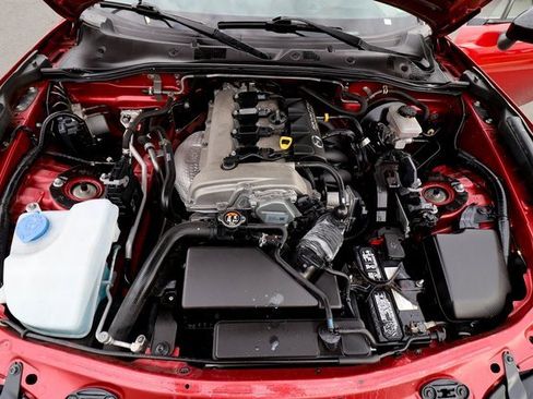Used 2016 MAZDA MX-5 Miata Sport image 25