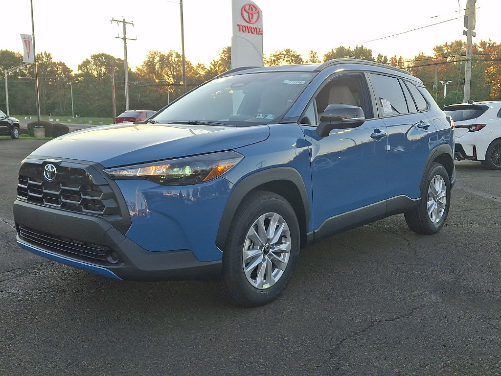 New 2026 Toyota Corolla Cross LE w/ Moonroof Package AWD/4WD image 2