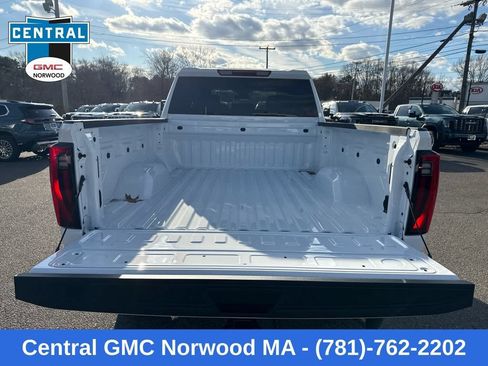 New 2026 GMC Sierra 2500 SLT AWD/4WD image 12