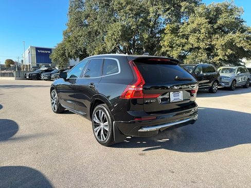 Used 2022 Volvo XC60 B5 Inscription w/ Climate Package image 5
