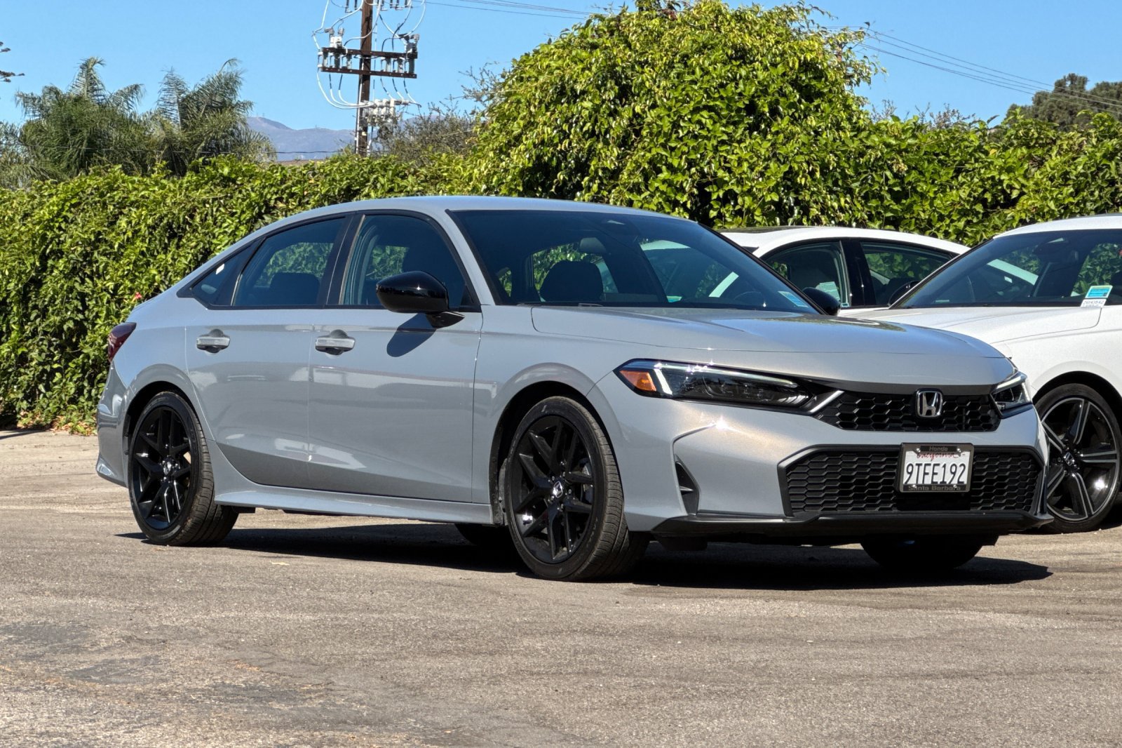 Used 2025 Honda Civic Sport image 2
