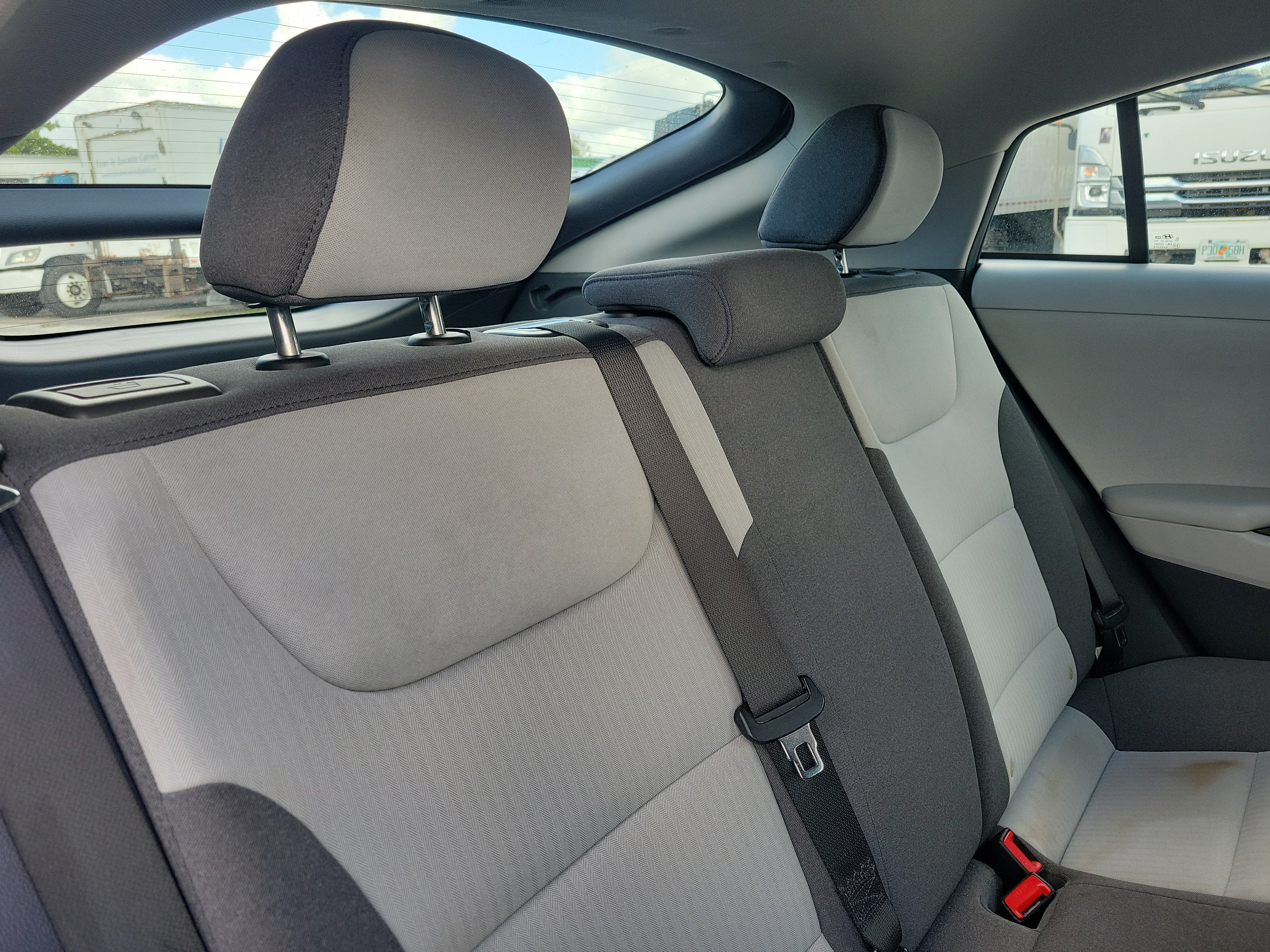 Used 2020 Hyundai Ioniq Blue FWD image 6