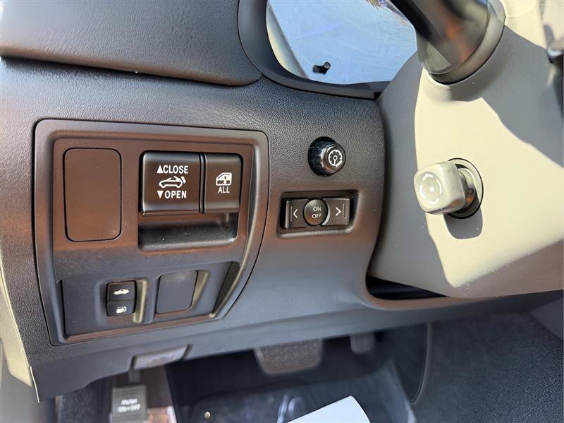 Used 2011 Lexus IS 350C w/ Luxury Pkg RWD image 22