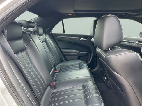 Used 2012 Chrysler 300 S w/ Luxury Group image 11