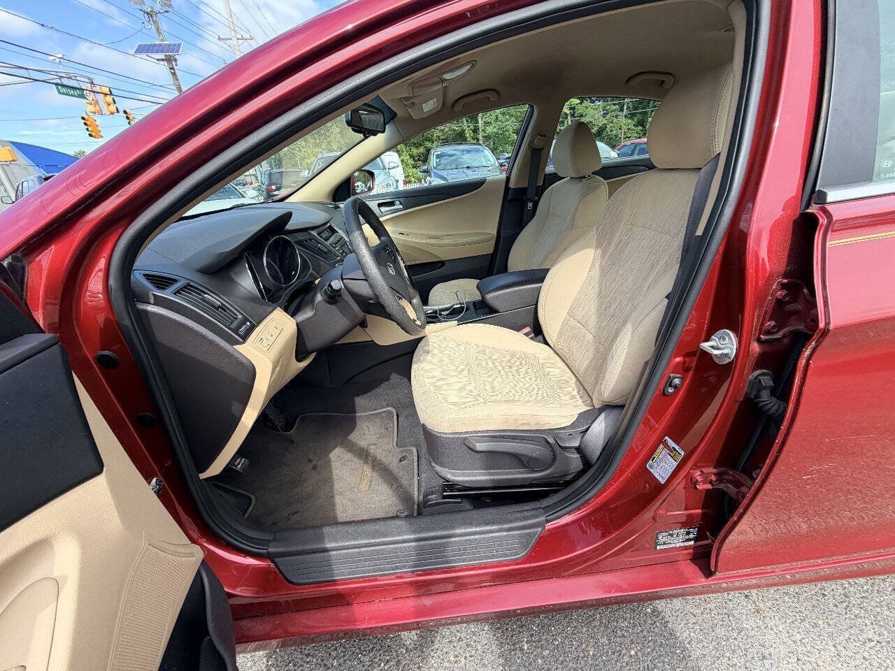 Used 2012 Hyundai Sonata GLS FWD image 41