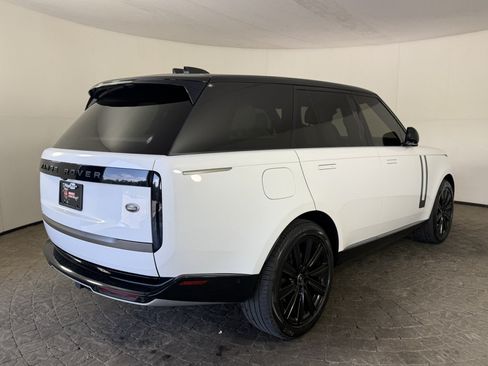 Used 2023 Land Rover Range Rover SE AWD/4WD image 9
