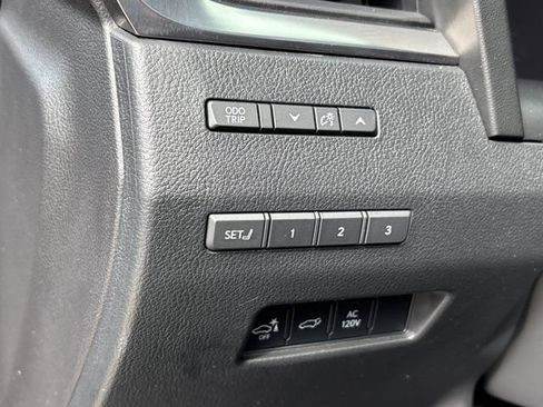 Used 2024 Lexus GX 550 w/ Accessory Package (Z1) AWD/4WD image 27