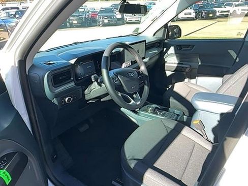 New 2026 Ford Maverick XL image 11