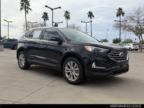 Used 2024 Ford Edge Titanium image 8