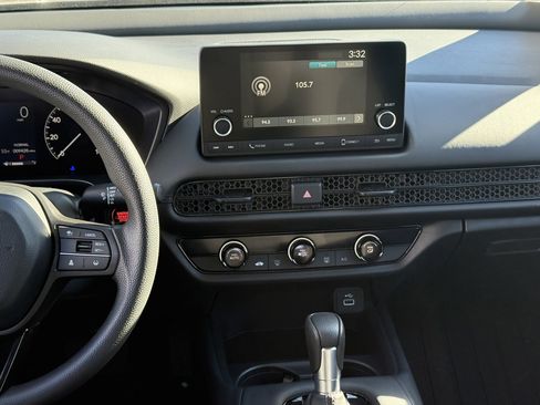 Certified 2025 Honda HR-V LX image 22