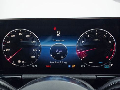 New 2026 Mercedes-Benz GLA 250 4MATIC image 37