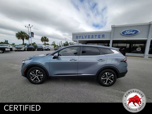 Used 2024 Kia Sportage EX FWD image 2