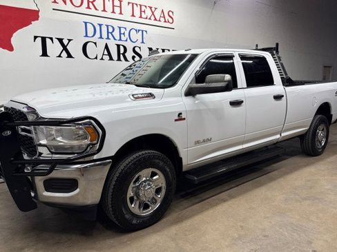 Used 2022 RAM 2500 Tradesman w/ Chrome Appearance Group AWD/4WD image 13