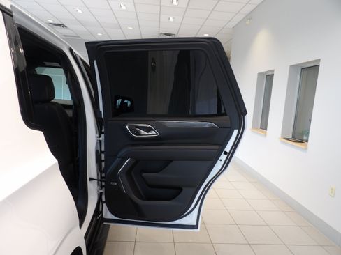 Used 2023 Chevrolet Tahoe RST w/ RST Performance Edition AWD/4WD image 24